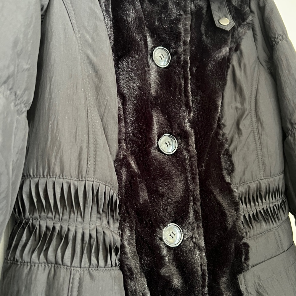 Montanaco NWT Black Coat with Faux Fur Trim-Small - Picture 7 of 9